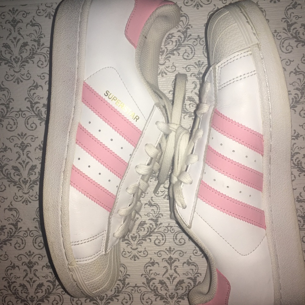 Adidas Superstar